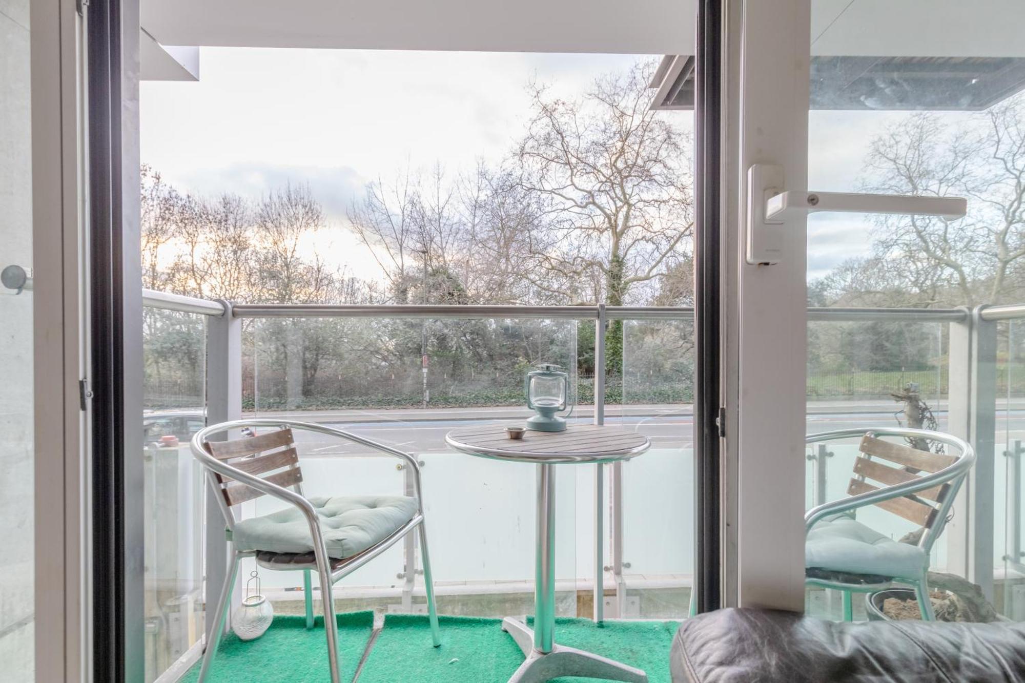 Minimal With Views Over Battersea Park Appartement *