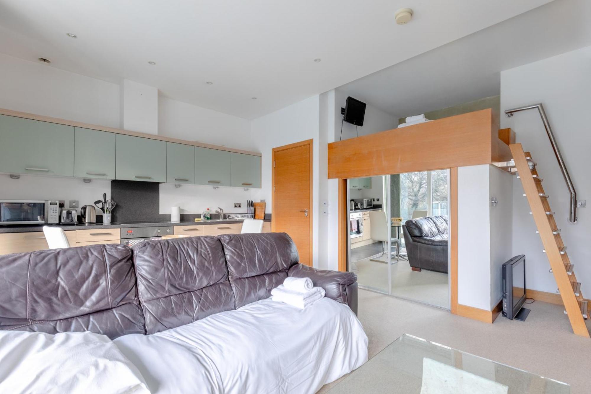 Minimal Studio With Views Over Battersea Park Apartamento *