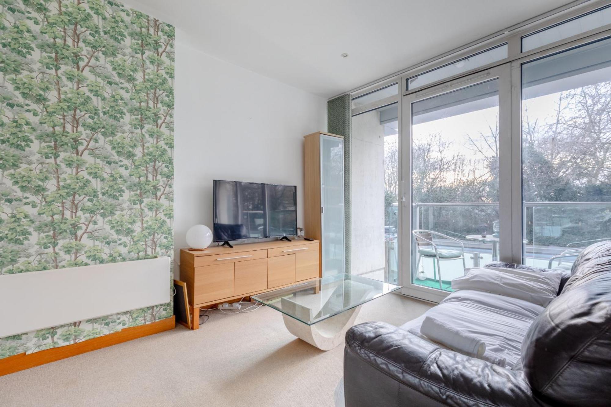 Minimal With Views Over Battersea Park Appartement